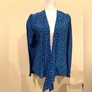 MLM blue star tie front top